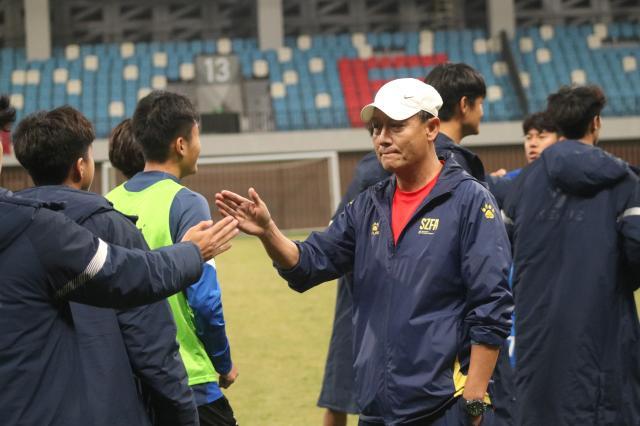 开云平台-83国青主帅支招05国青：放开去踢！别丢掉自信