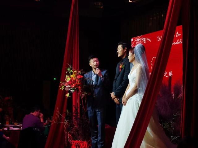 开云体育-张奔斗：一份来自张之臻婚礼的现场报道