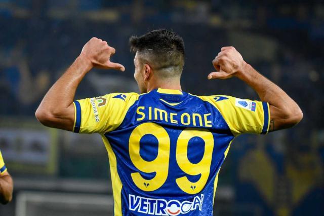 【人物】2场6球专杀强队！小西蒙尼终成球二代虎子？