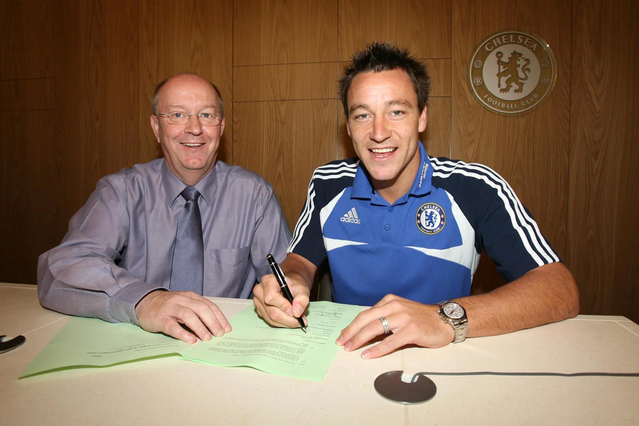 开云体育-切尔西73岁的俱乐部秘书即将退休，他自2002年以来就在蓝军工作