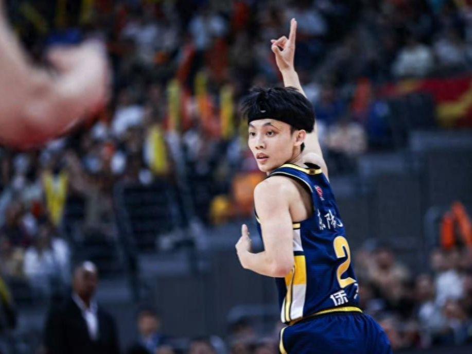 开云平台-广东惜败之夜还需理性看待！徐杰低迷另有他因，麦考尔验货成功！