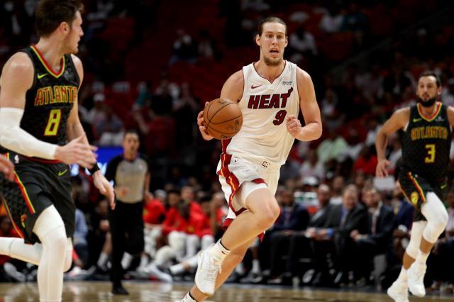 开云官网-【3.19流言汇总】火箭索要勇士怀斯曼 洛里将留队