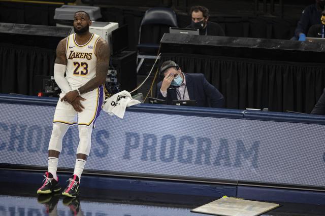 开云平台-NBA再度升级防疫政策:球员所有情况必须佩戴口罩