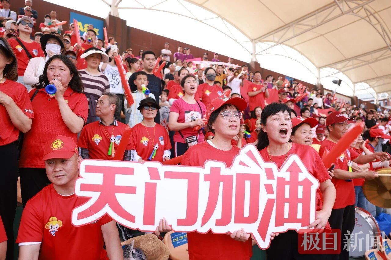 开云体育-天门队下场再战！拼到最后的你们也值得掌声与喝彩